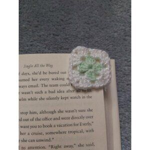 Mint Green & White Handmade Crochet Granny Square Pocket Bookmark/Corner Marker